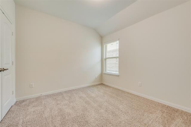 Building Photo - 828 Skytop Dr