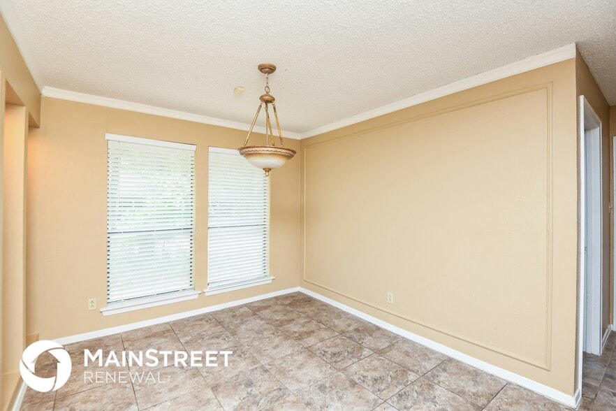 Building Photo - 4614 Branchview Dr