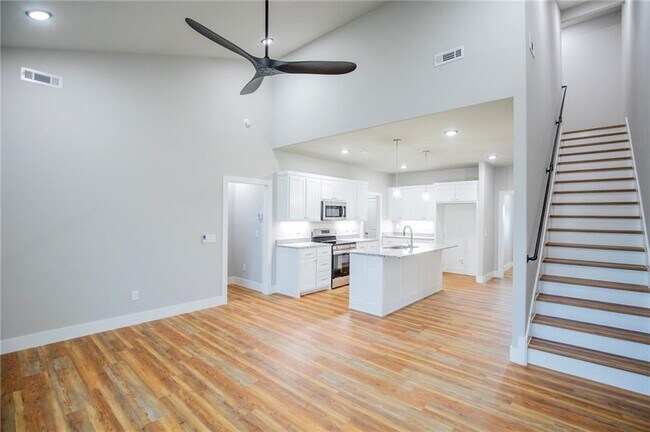 Building Photo - 1040 Seaborn Way