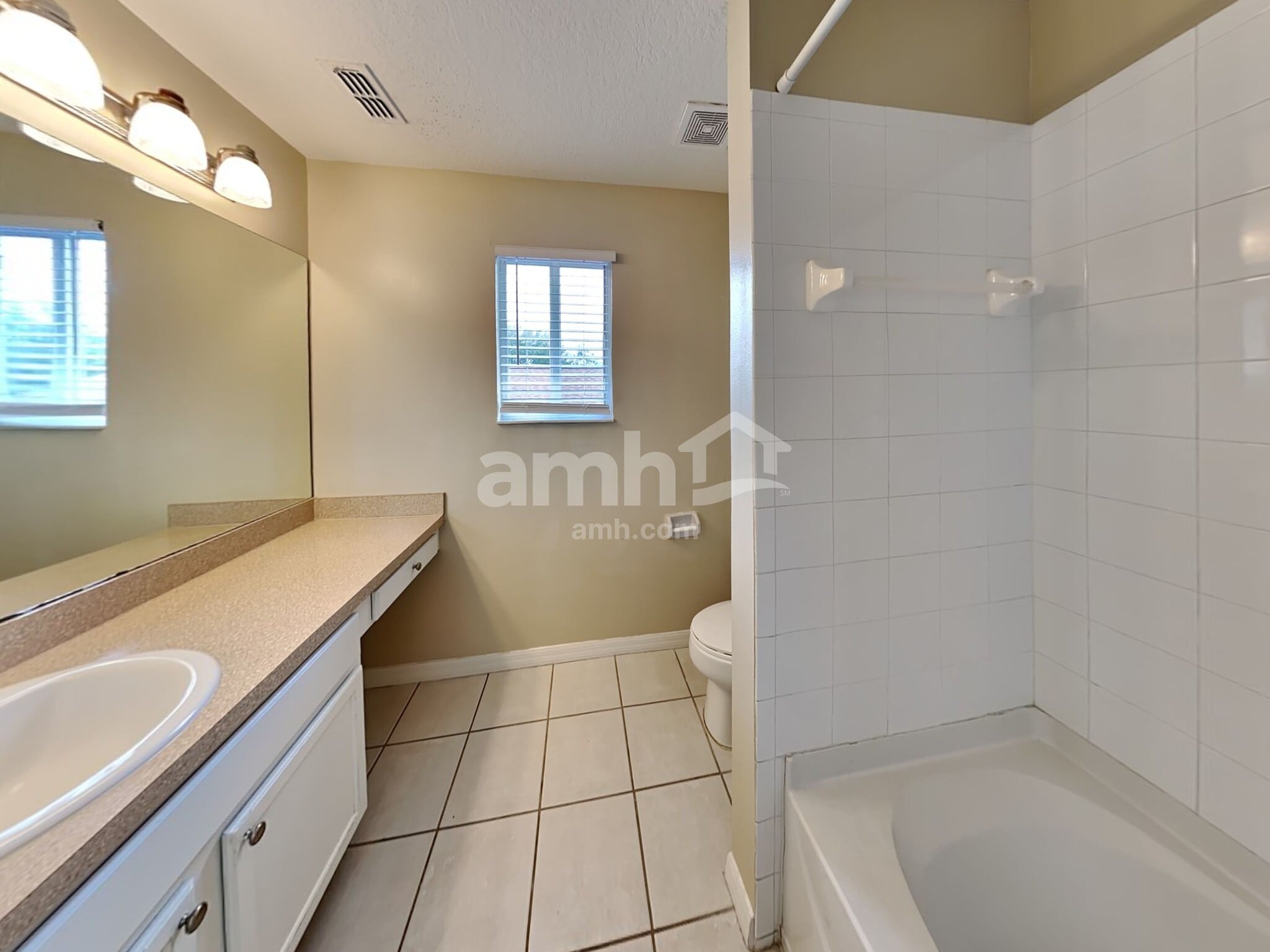 Building Photo - 7336 Pulteney Dr
