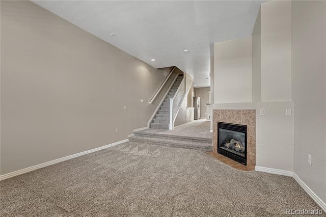 Building Photo - 9558 Pearl Cir