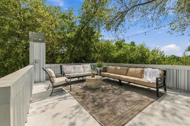 Building Photo - 5307 Prock Ln