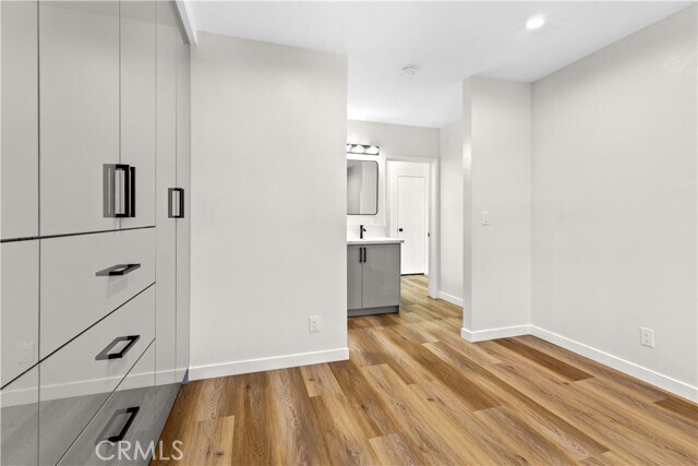 Building Photo - 409 Burchett St