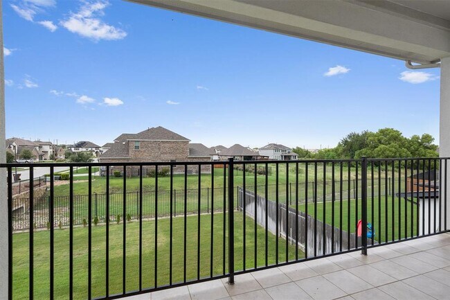 Building Photo - 5363 Orsini Blfs