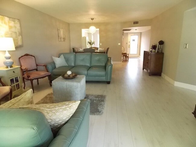 Building Photo - 1701 Andros Isle