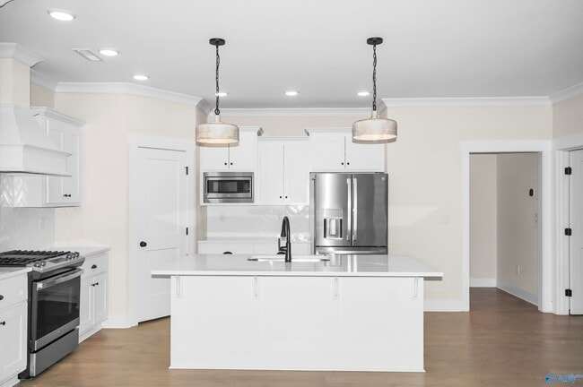 Building Photo - 65 Dylan Rd