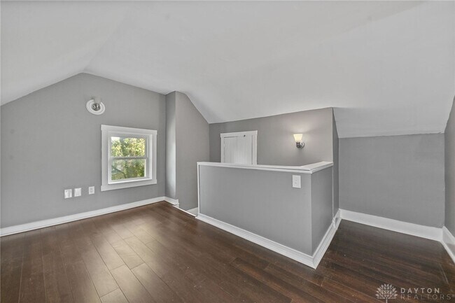 Building Photo - 1958 Fairfax Ave