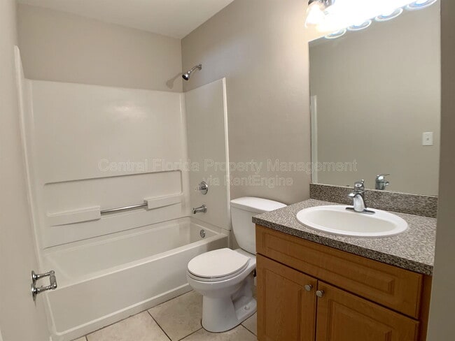 Building Photo - 3651 N Goldenrod Rd