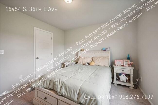 Building Photo - 15454 S 36th E Ave