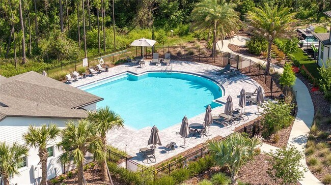 Building Photo - 17575 Lake Star Rd