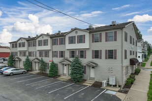 Building Photo - The Penn Quarters-Old Town