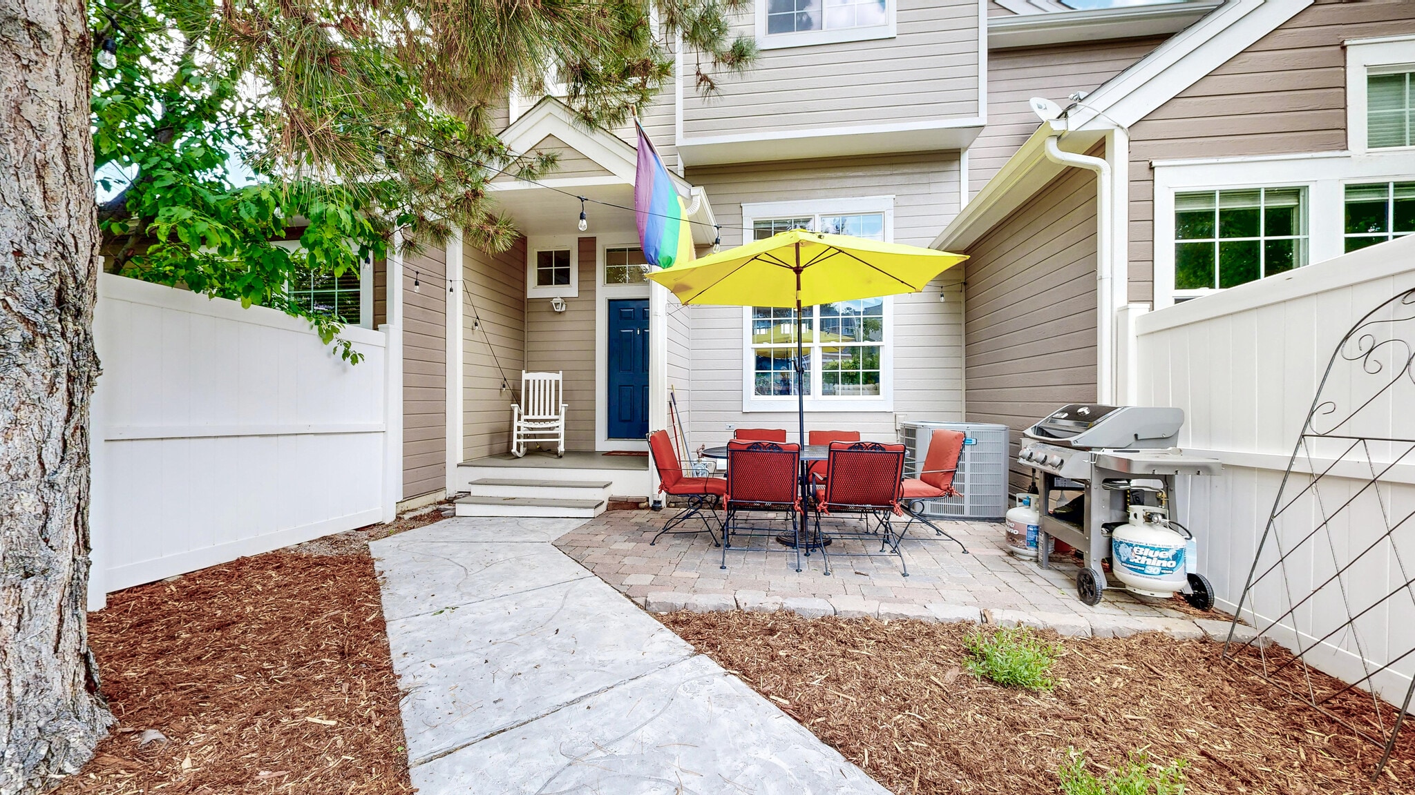 Building Photo - 2560 Concord Cir