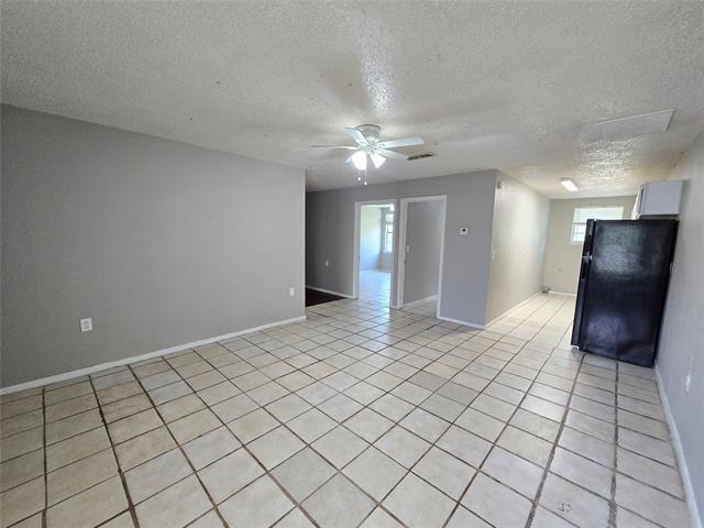 Building Photo - 7394 Cottonwood Creek Rd