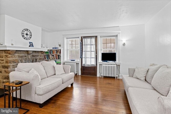 Building Photo - Welcome to this sunny and updated 4-bedroom, 2-bath row home in the heart of Mt. Airy! W/D! Large...