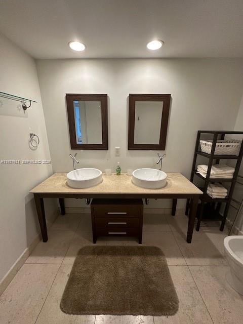 Building Photo - 495 Brickell Ave