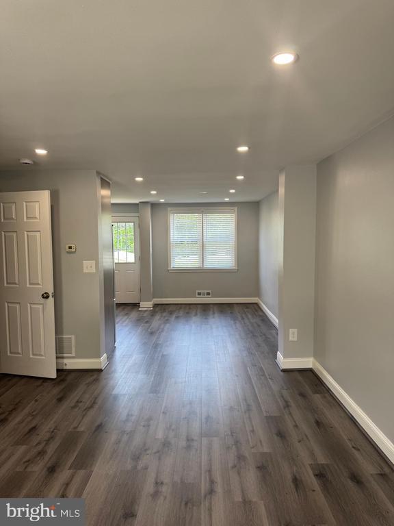 Building Photo - 5113 Fait Ave