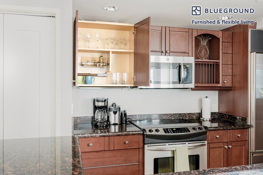 Building Photo - 1415 2nd Ave