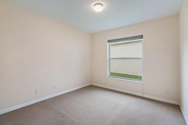 Building Photo - 138 Prestige Dr