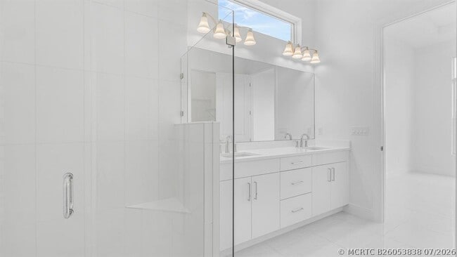 Building Photo - 5078 Lido Key Ln