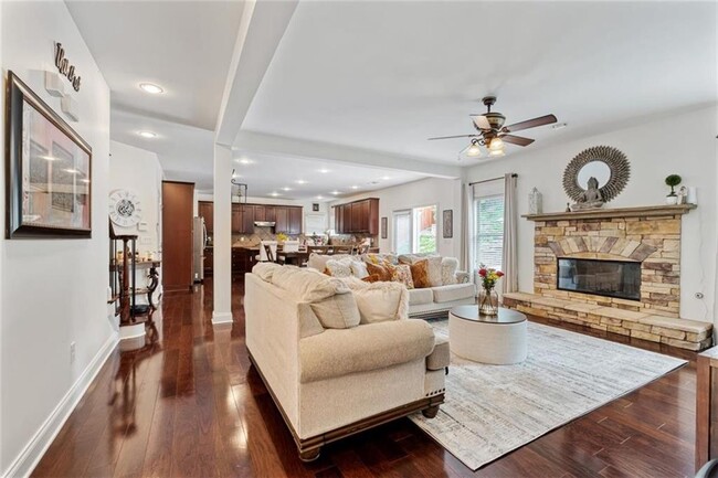 Building Photo - 308 Liberty Dr