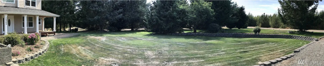 Building Photo - 4 bedroom home on Large 5 acre lot country...