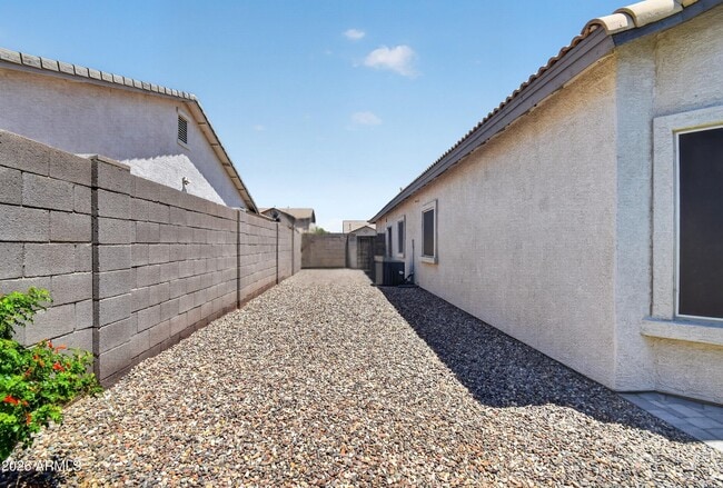 Building Photo - 3680 S Joshua Tree Ln