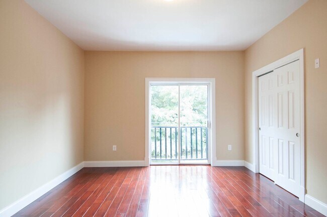 Building Photo - 7 Rockledge St