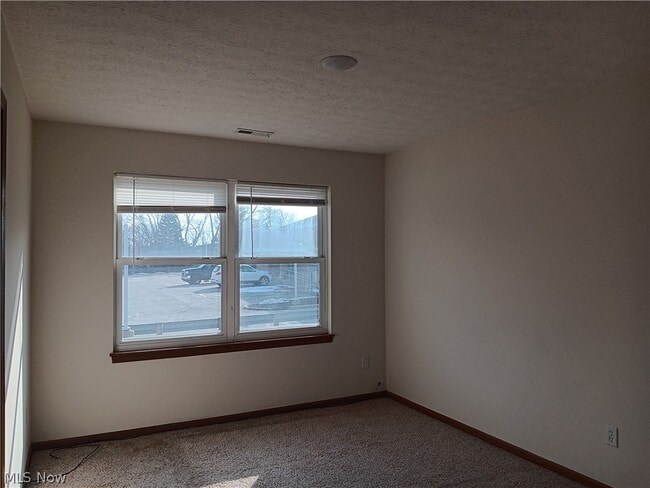 Building Photo - 4183 Westbrook Dr