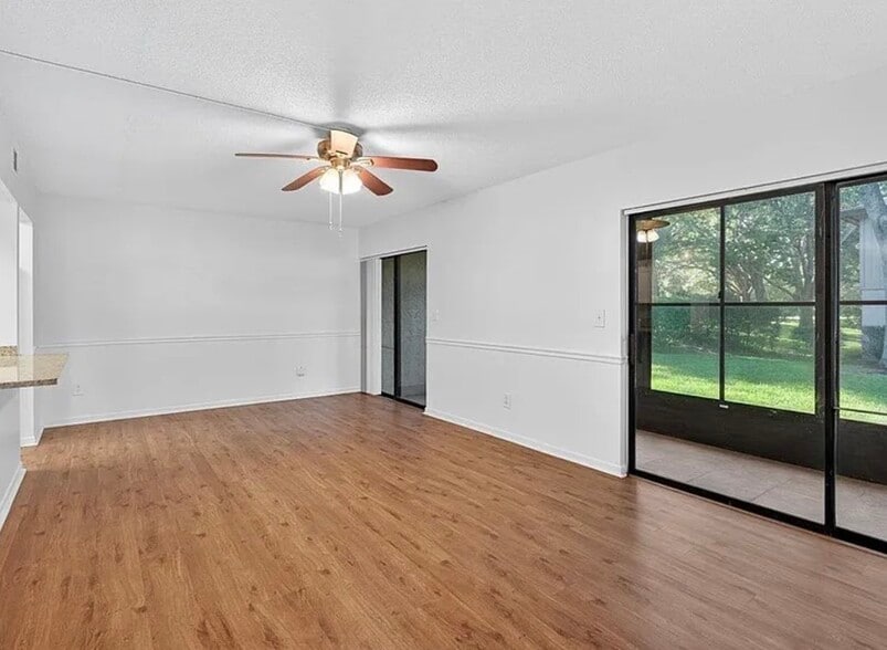 Building Photo - 19 Alcira Ct