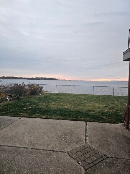 Building Photo - 24 Littlefield Ave