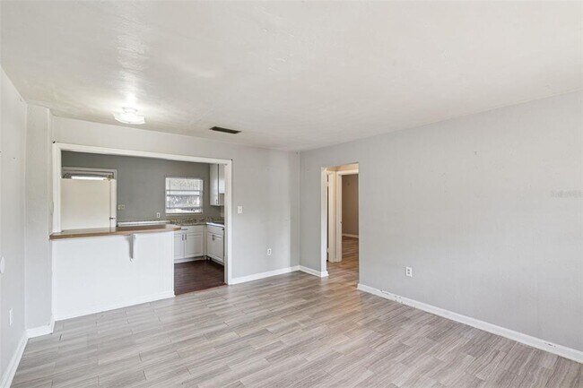 Building Photo - 420 Euclid Ave