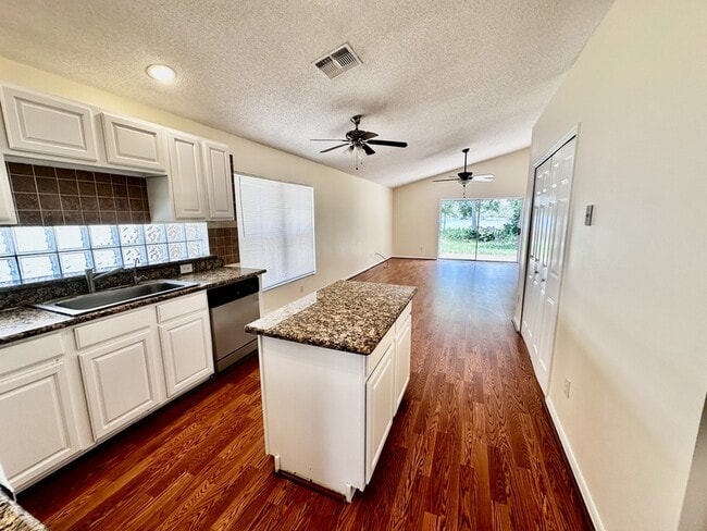 Building Photo - 9217 Telfer Run