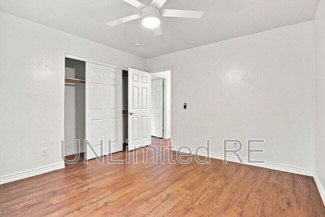 Building Photo - 3272 S Litzler Dr