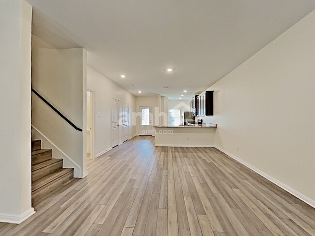 Building Photo - 7942 Cactus Plum Drive