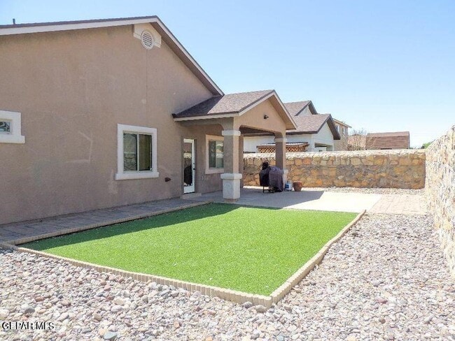 Building Photo - 14325 Coyote Trail Dr