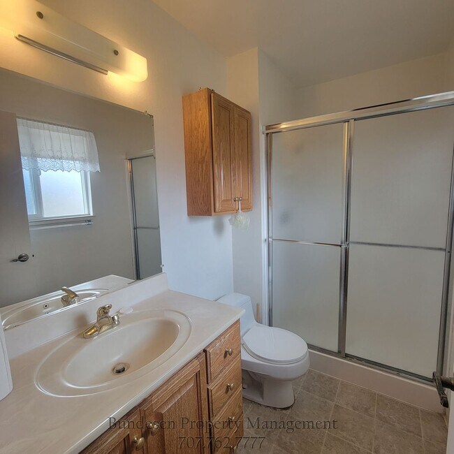 Building Photo - 1732 Moclips Dr