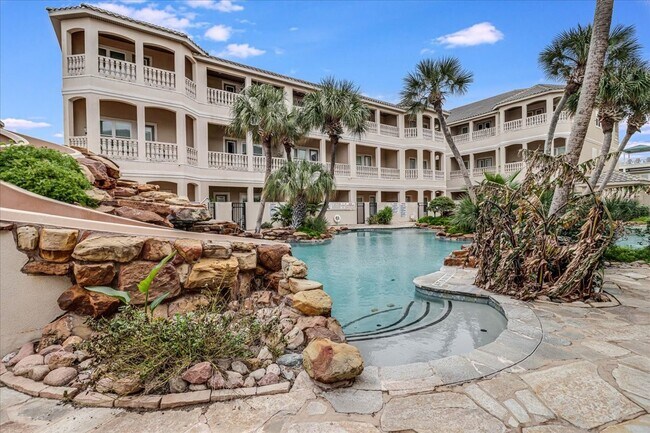 Building Photo - 14910 Leeward Dr