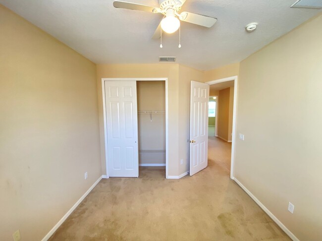 Building Photo - 519 Terrace Spring Dr