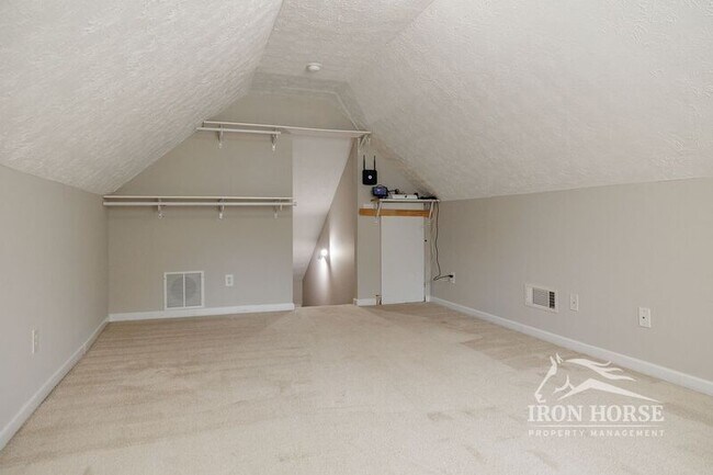 Building Photo - 501 Spratlin Dr