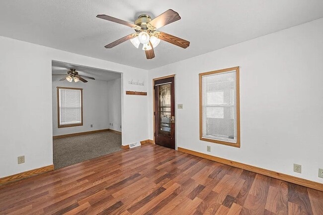 Building Photo - 2025 S Bluff Blvd