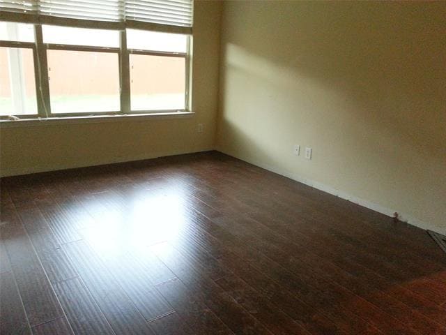 Building Photo - 2209 Sun Creek Dr