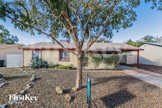 Primary Photo - 13248 N 38th Pl