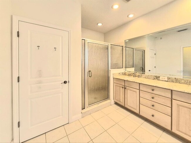 Building Photo - 3817 W Tacon St