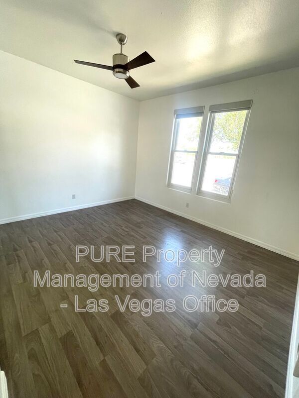 Building Photo - 9341 Lugo St