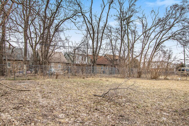 Building Photo - 15495 Littlefield St