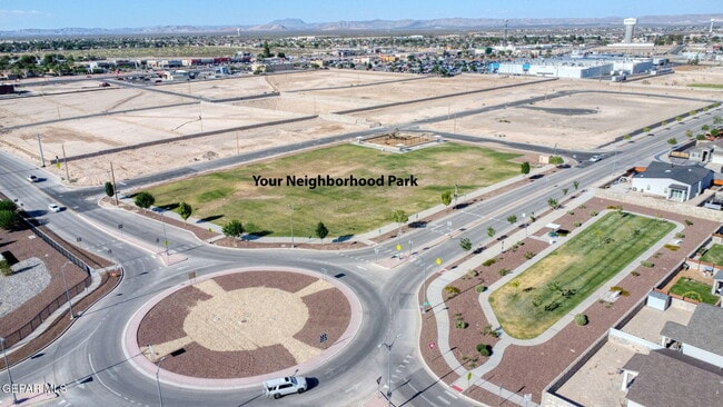Building Photo - 13736 Flora Vista Ave