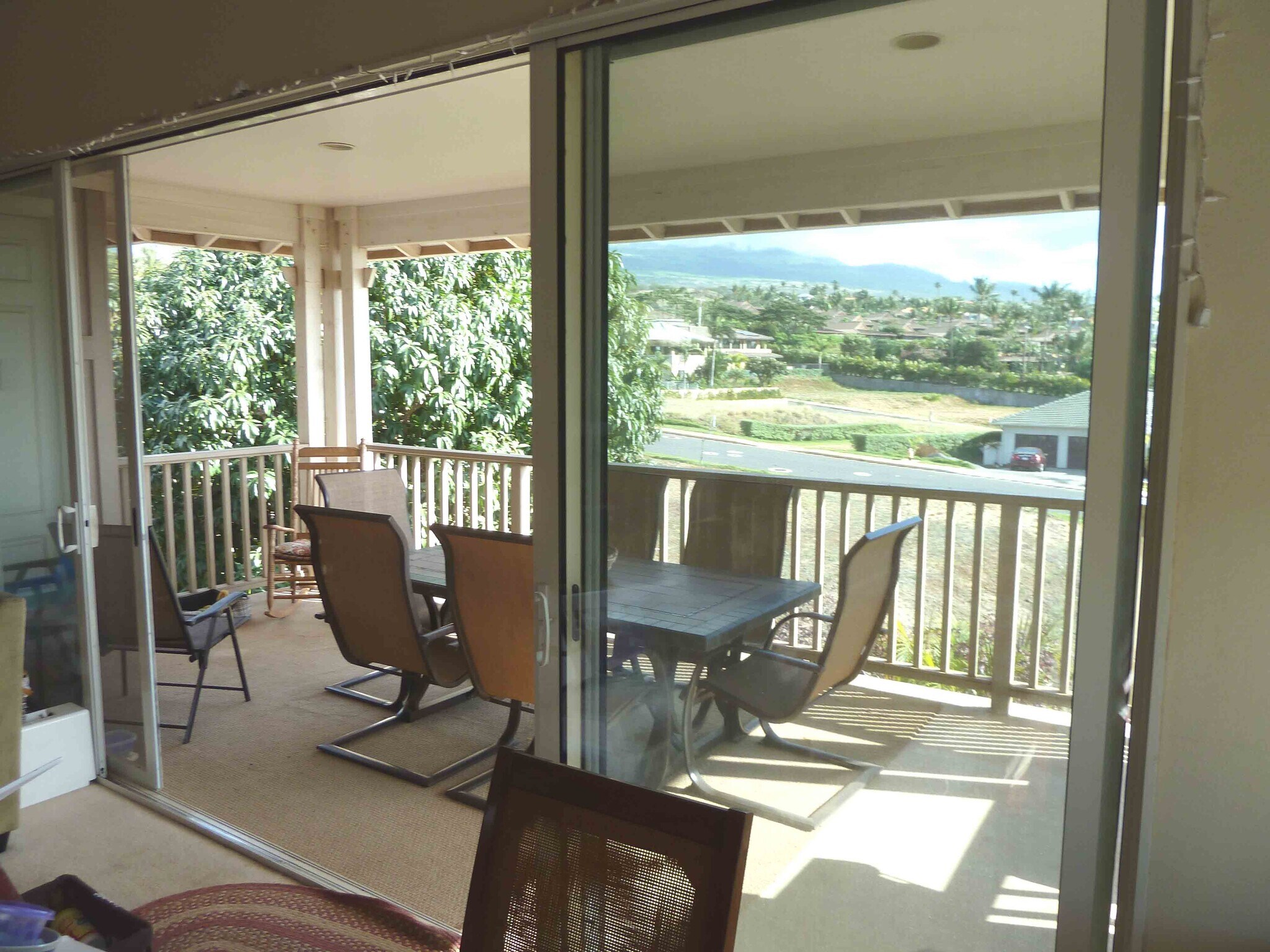 lanai - 60 Hoohale St