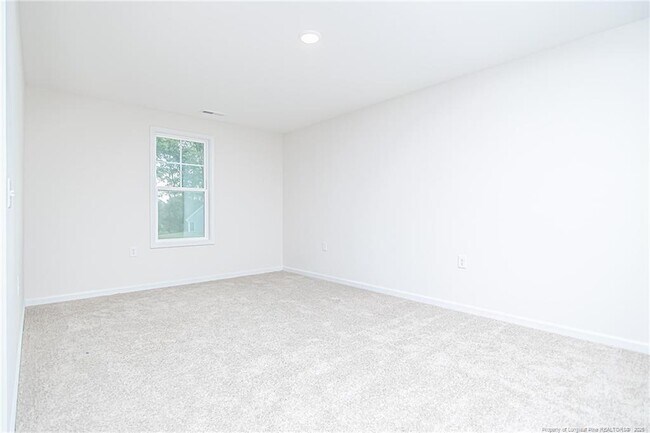 Building Photo - 5851 Panther Dr
