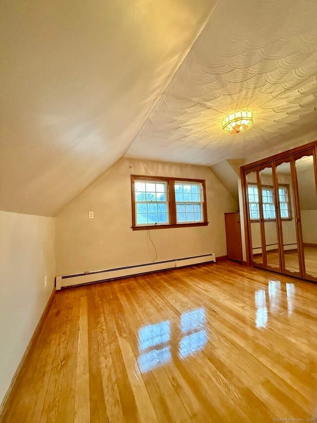 Building Photo - 399 High St