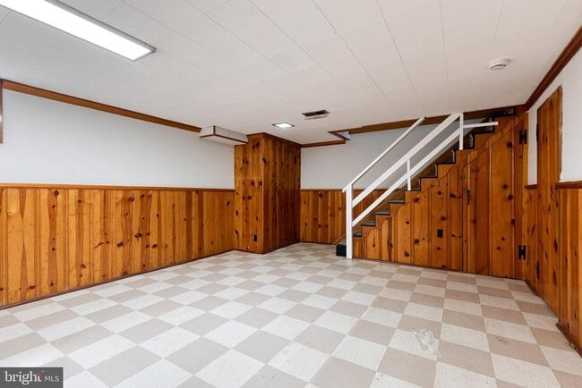 Building Photo - 130 Dumbarton Rd